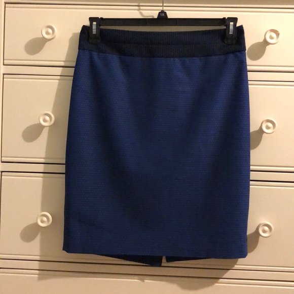 The Limited Dresses & Skirts - The Limited Skirt❤️❤️